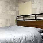 Kb House Shinjuku Double Room Free Poket Wifi!